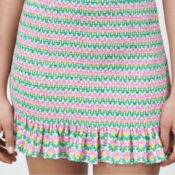 Zara Smocked Daisy Floral Mini Skirt - Green/Pink/White - Size Extra Small XS - Picture 2 of 8